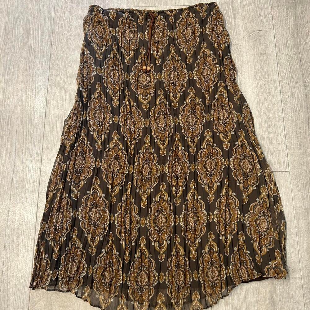 Xhilaration brown paisley print skirt. Size XL